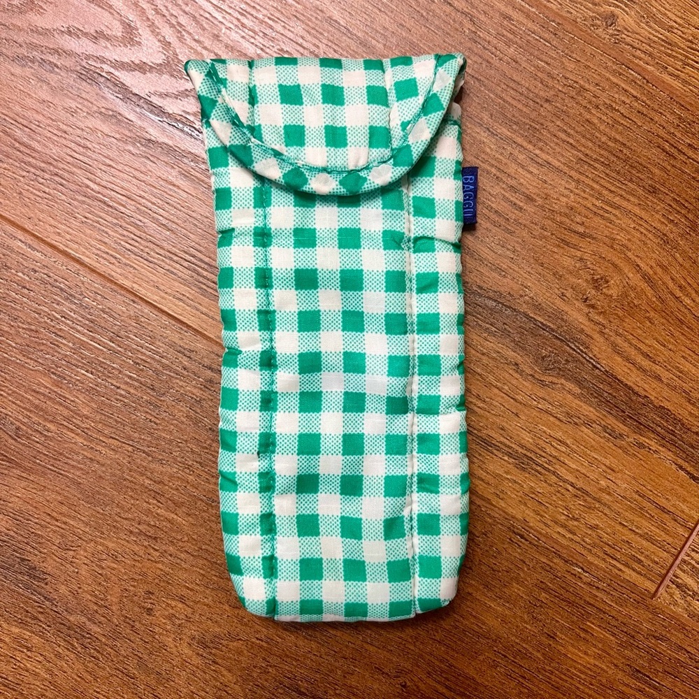 BAGGU Green Checkered Cosmetic Case